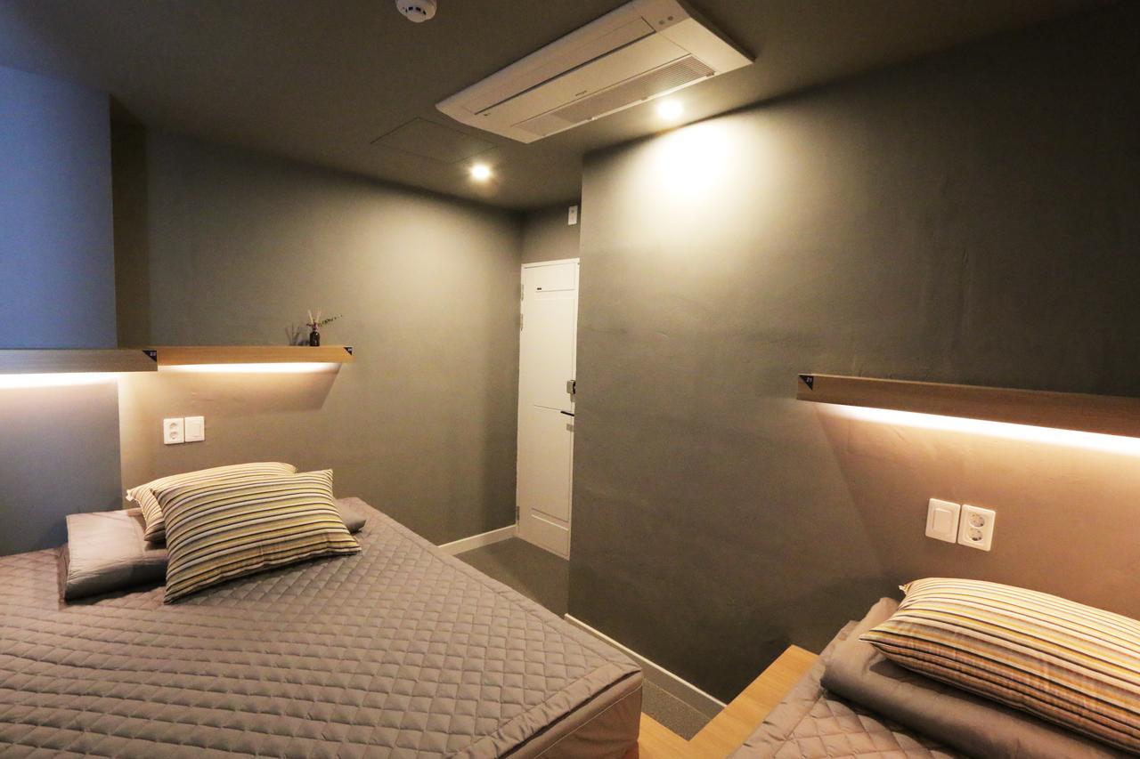 Blueboat Hostel Чонджу Экстерьер фото
