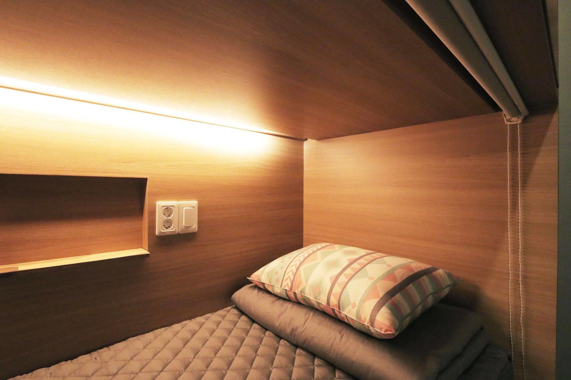 Blueboat Hostel Чонджу Экстерьер фото